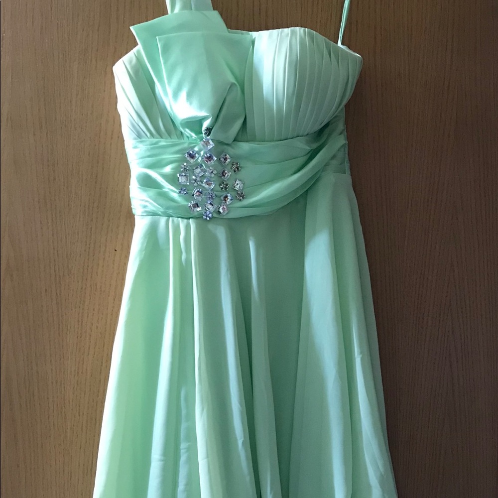 Maggie Tang Light Green Formal Knee Length Dress